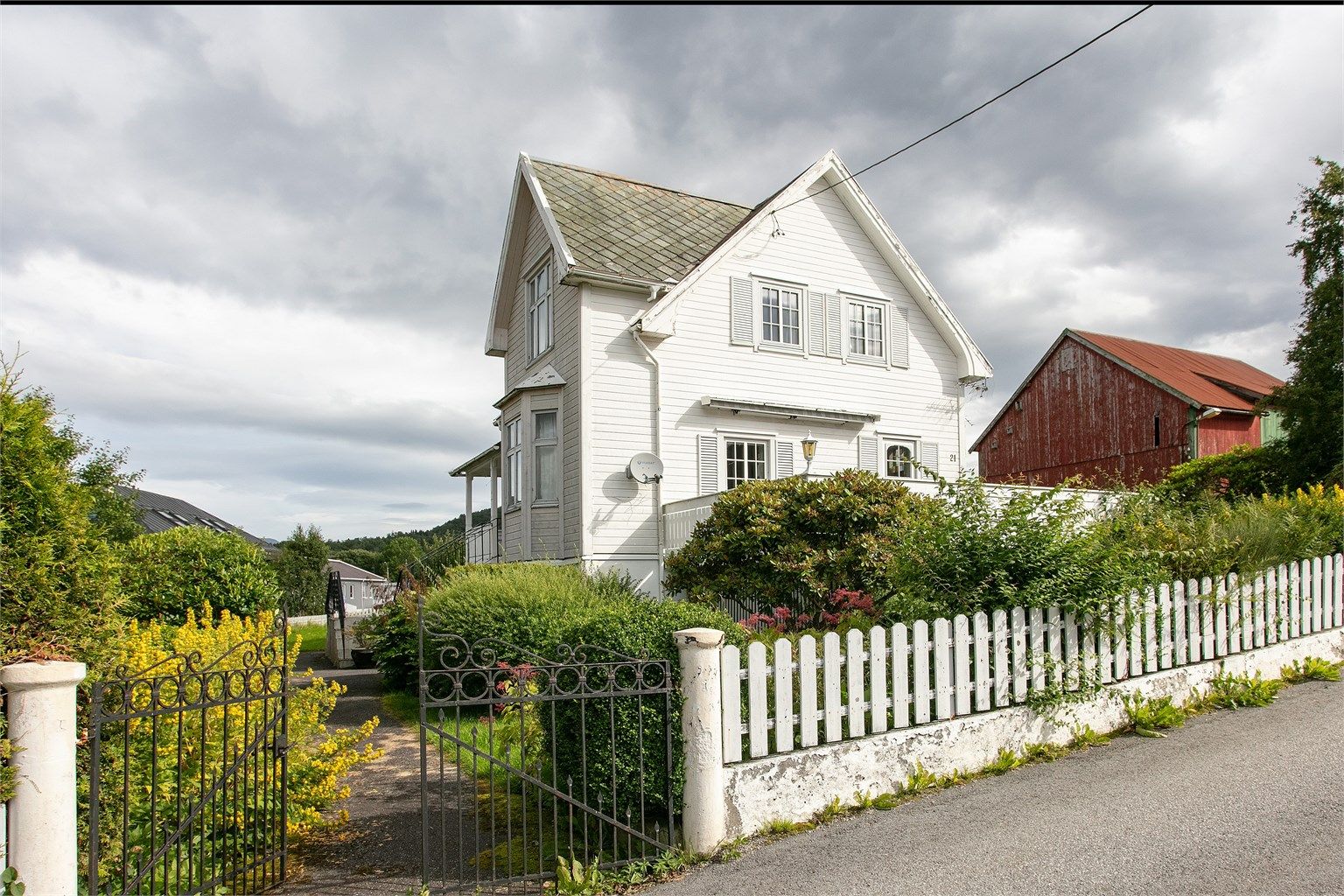 Velkommen til Gøtevegen 21 i Spjelkavik presentert av Eiendomsmegler/Partner Harald Osdal
Foto: Jarle Osen