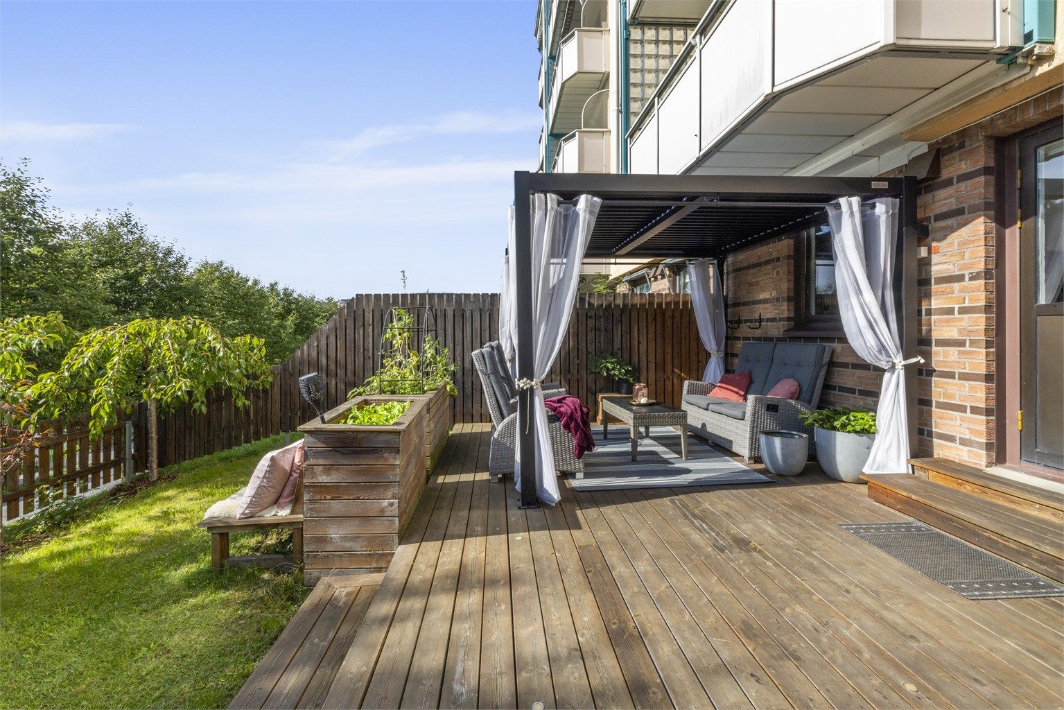 Krogsveen v/Nhut Nam Huynh har gleden av å presentere Tante Ulrikkes vei 20B!