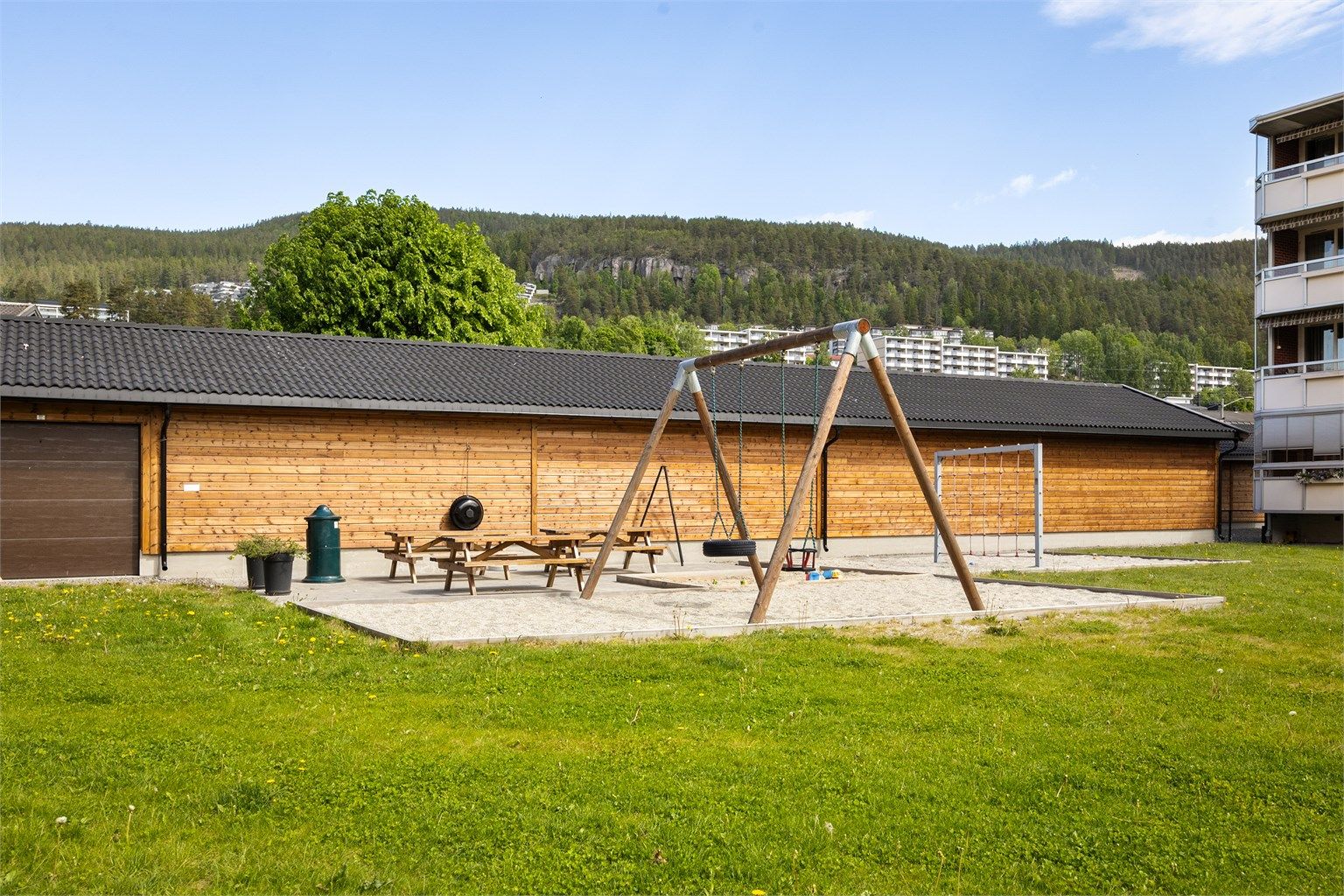 Lekeplass på borettslagets fellesareal
