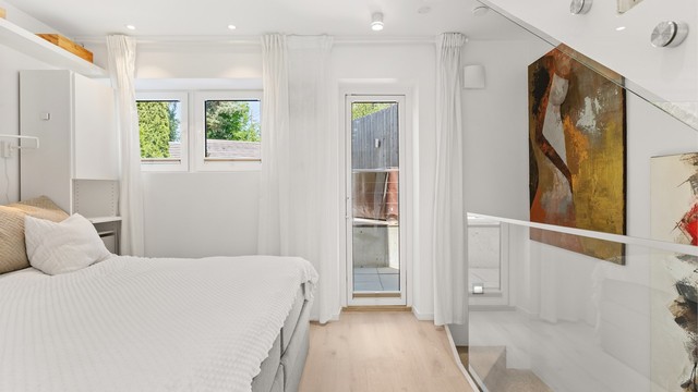Utgang til stor terrasse