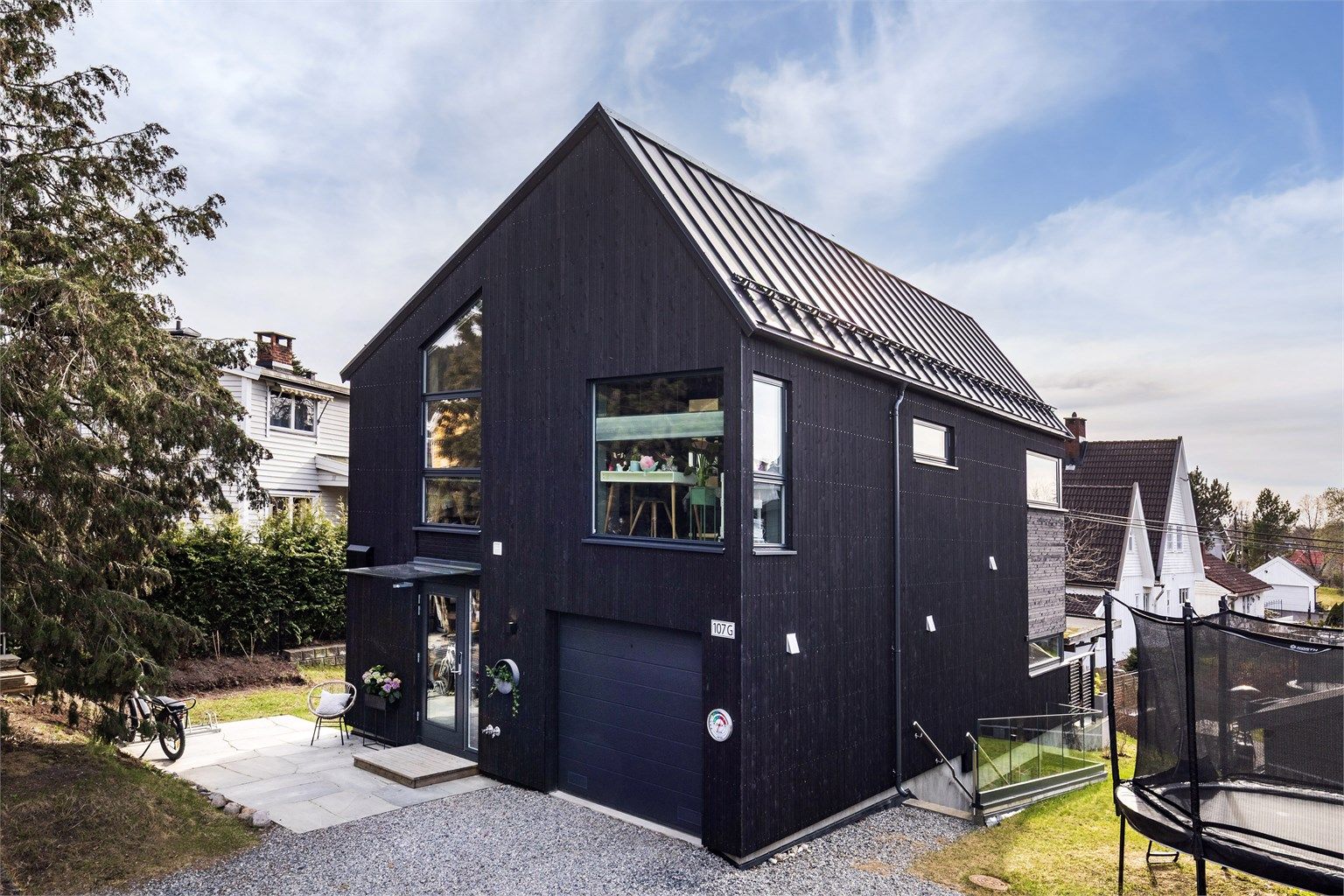 Velkommen til Kjelsåsveien 107G, en moderne enebolig oppført i 2022. Foto: Hanne Bruland