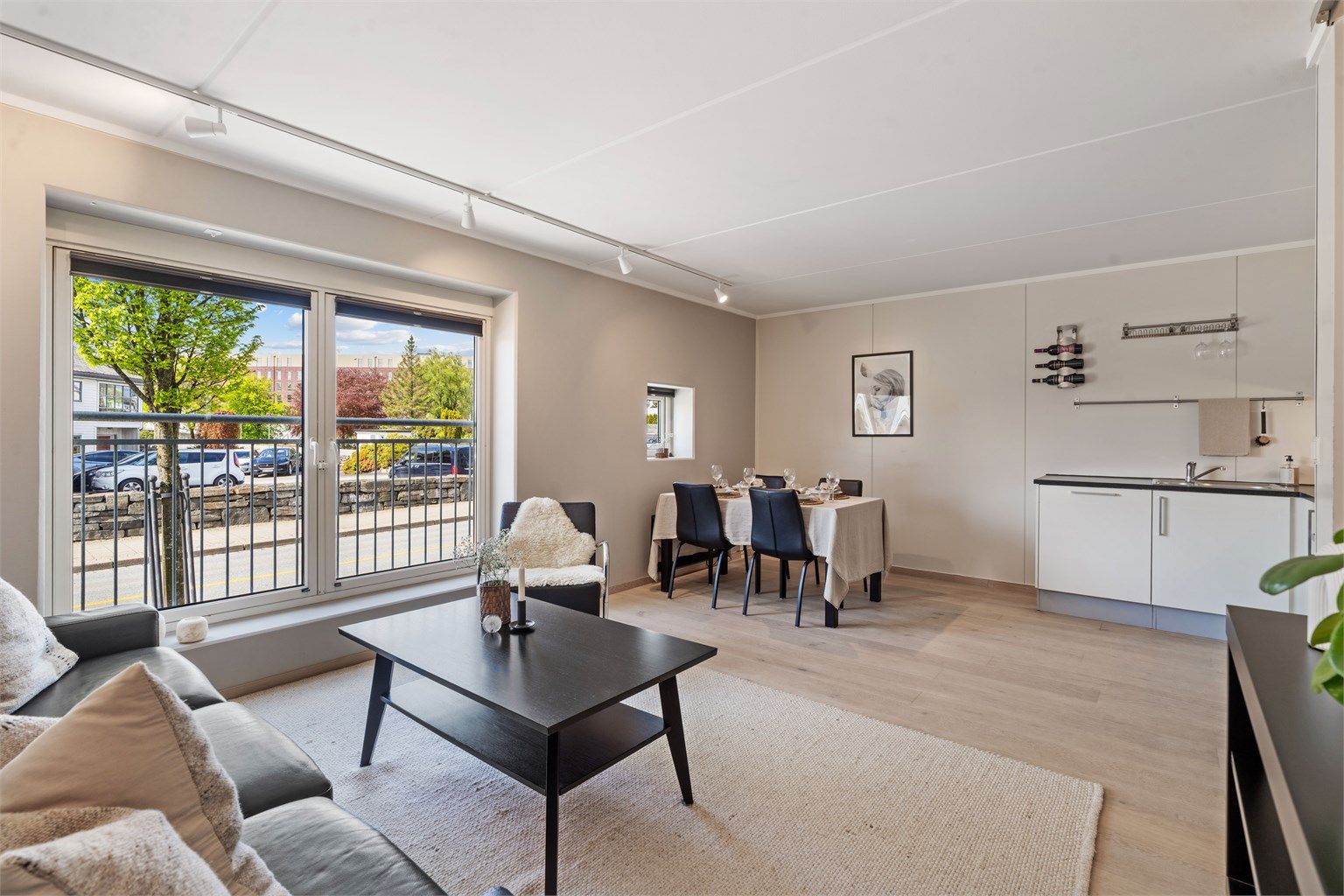 Velkommen til Holbergs gate 9.
Foto: Nordbø Foto