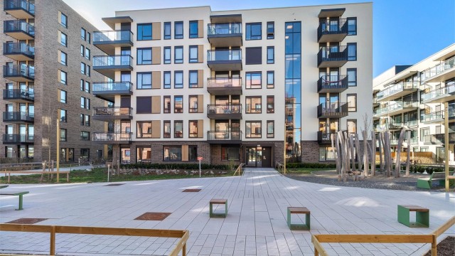 Eiendomsmegler Krogsveen v/Idriss Eliassy ønsker velkommen til Messeveien 214