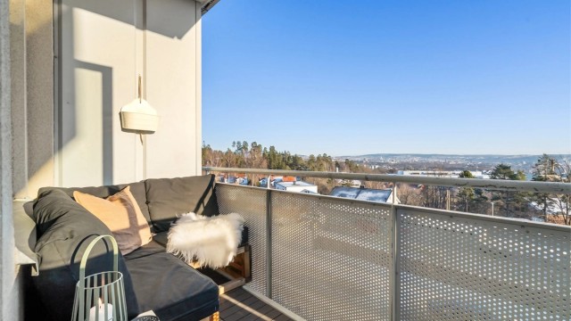 Dette er en lys og lekker 2-roms leilighet med fantastisk utsikt