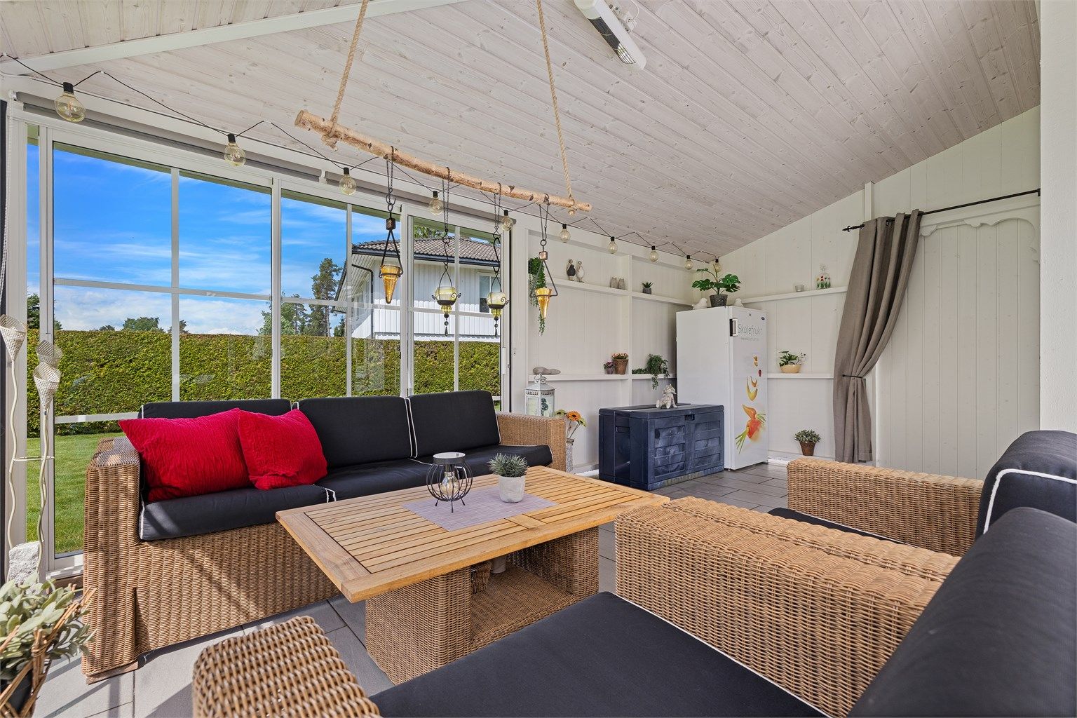 Hagestuen er lys og trivelig