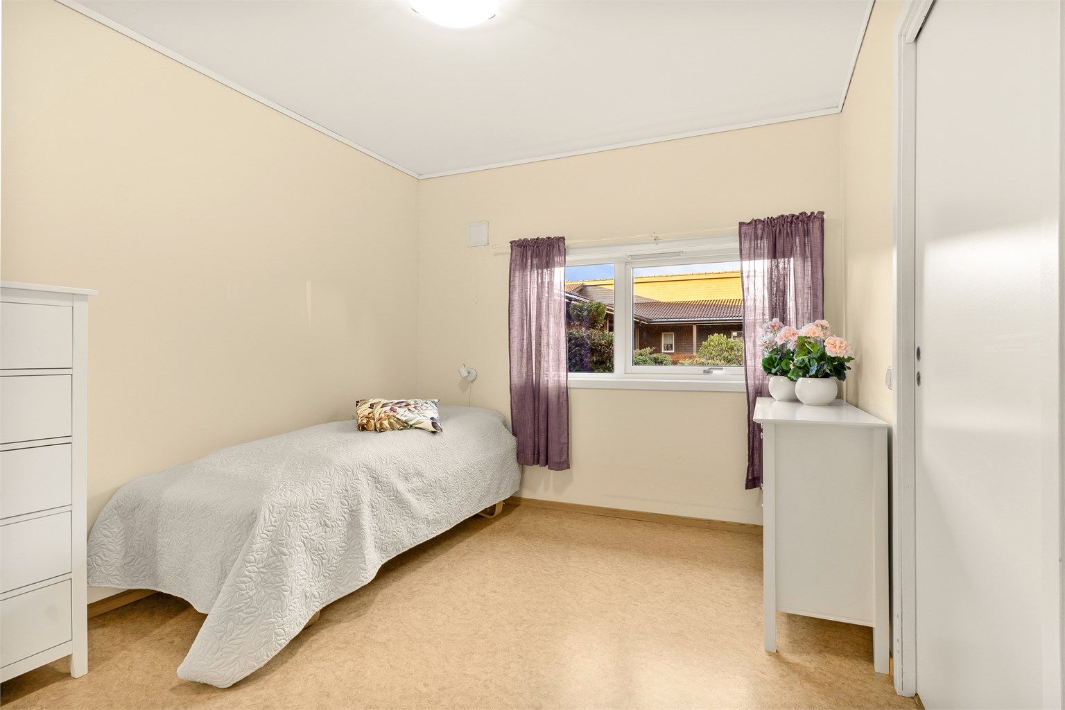 Soverommet er på 12,4 kvm. 