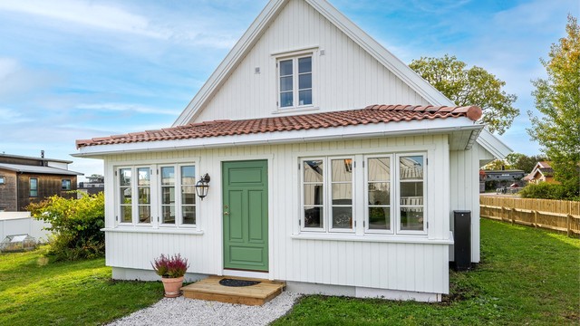 Sjarmerende enebolig fra 1823, totalrenovert med utsøkt sans for detaljer!