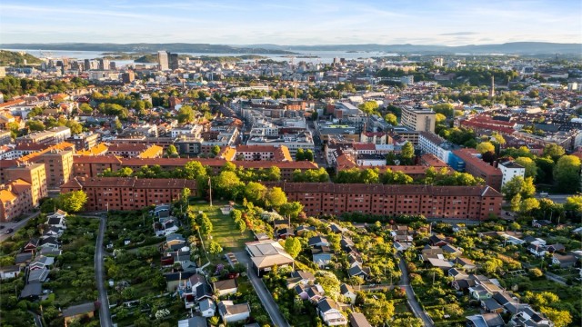 Perfekt beliggenhet for deg som ønsker å bo sentralt til i rolige omgivelser, på populære Rodeløkka.