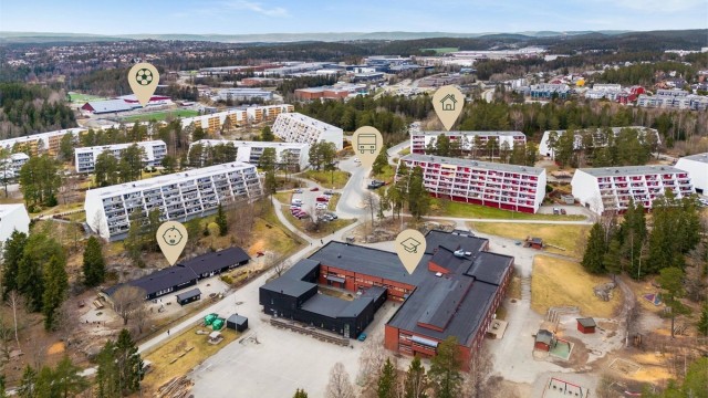 Sentral beliggenhet på Langhus med nærhet til det aller meste!