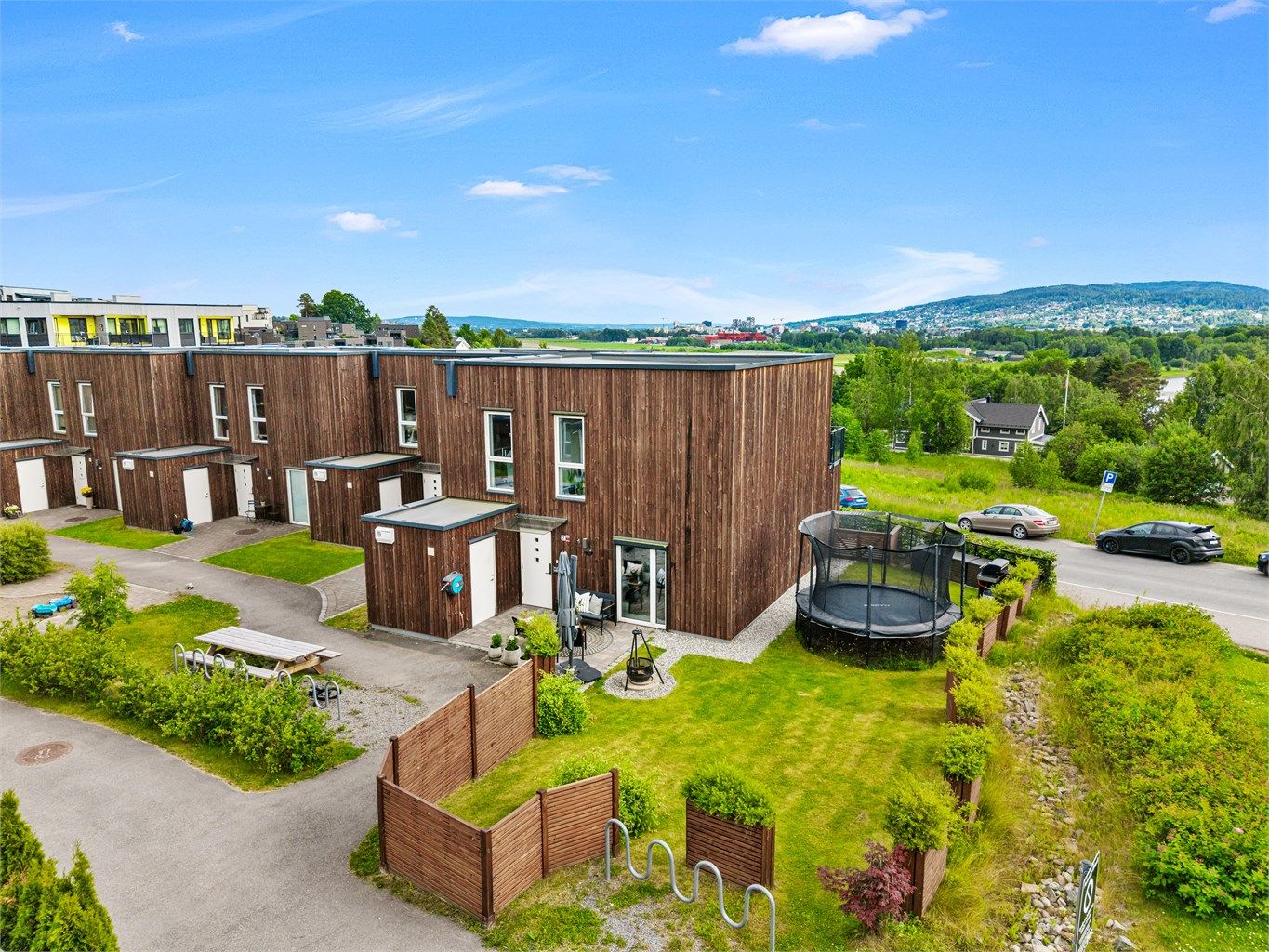 Boligen ligger i et etablert og familievennlig boligområde på Kjeller - rett utenfor Lillestrøm
Foto: Renè Borghagen