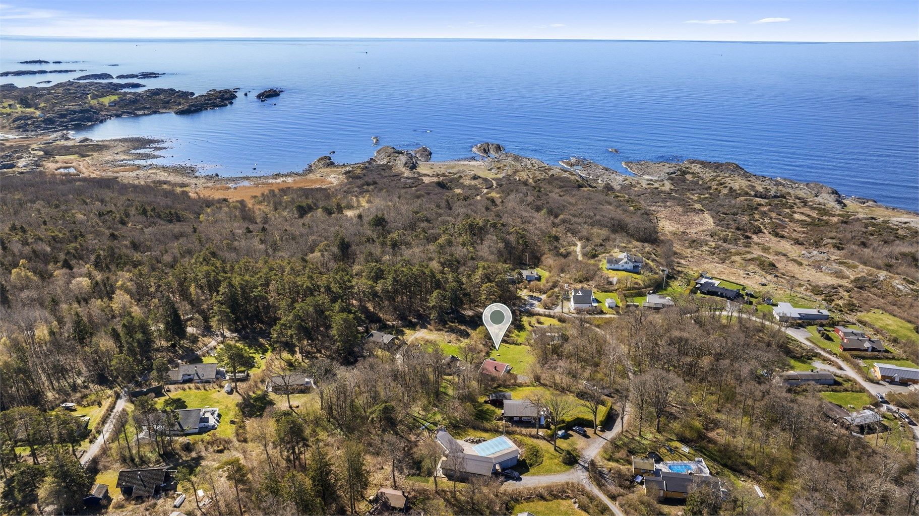 Området er godt etablert og meget barnevennlig, så her kan de minste leke i trygge og gode omgivelser i et ekte sommerparadis.