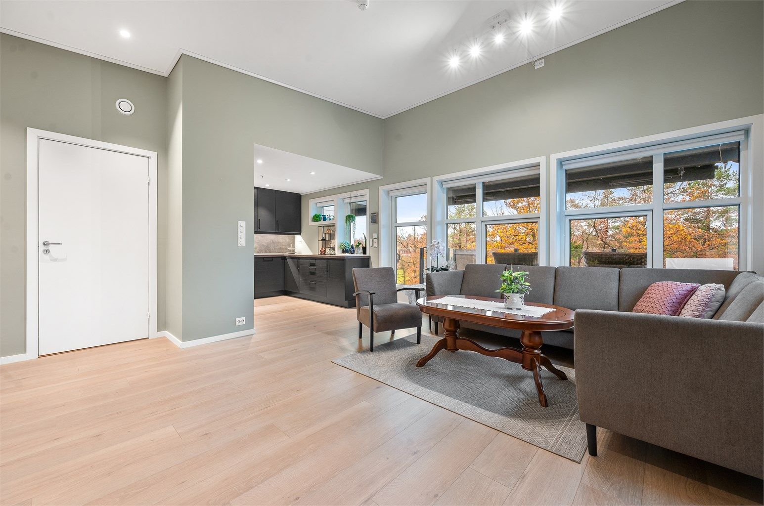 Nedre Fagerhei 3 L -Lekker innredet toppleilighet