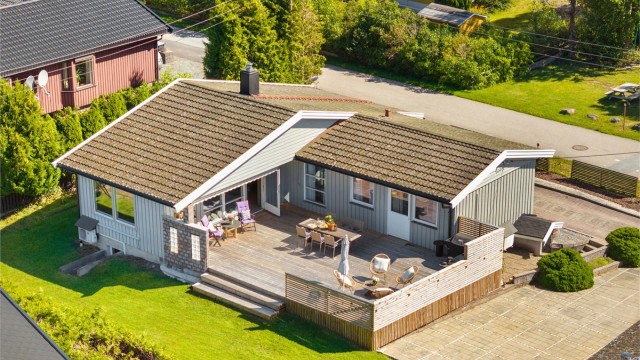 Måkeveien 4 presenteres av Kenneth Graarud Olsen i Krogsveen.