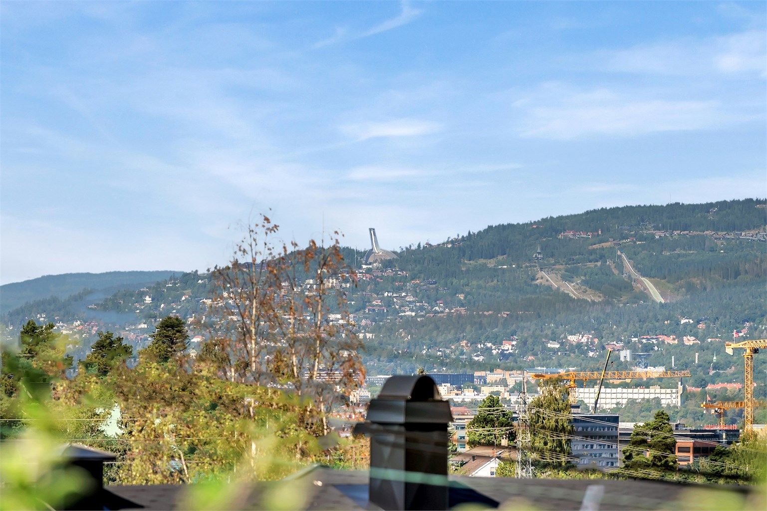 Fantastisk utsikt mot Holmenkollen. 