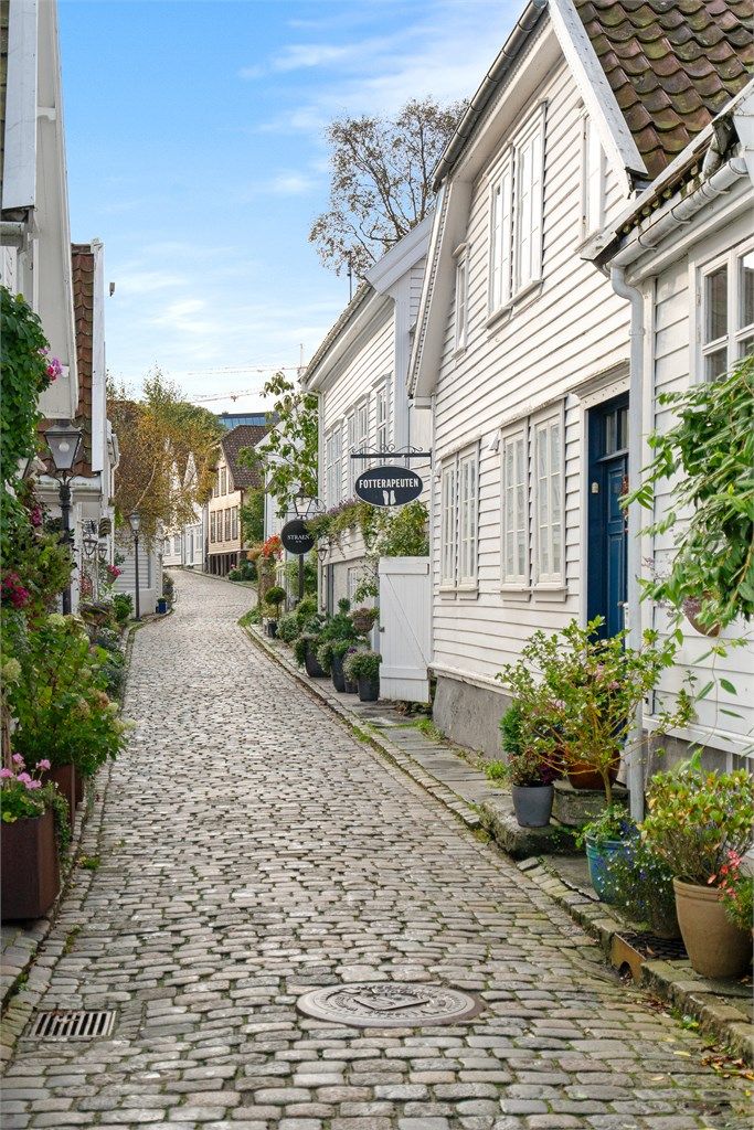 Man kan tusle langs sjøen, gjennom Bjergstedsparken eller vi Gamle Stavanger ned til sentrum. 