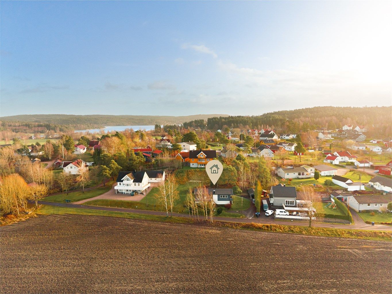 Trangsmyr 3 presenteres av Amir Pedersen-Paydar i Krogsveen. Fotograf; Kristoffer Kristiansen.