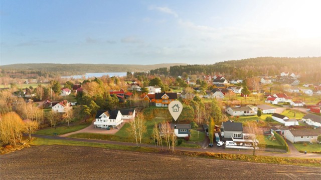 Trangsmyr 3 presenteres av Amir Pedersen-Paydar i Krogsveen. Fotograf; Kristoffer Kristiansen.