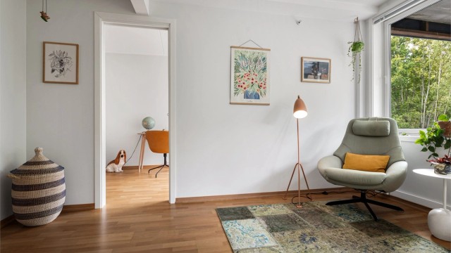 Ellers er stuen perfekt for familier med ungdommer i hus, og som trenger to stuer!