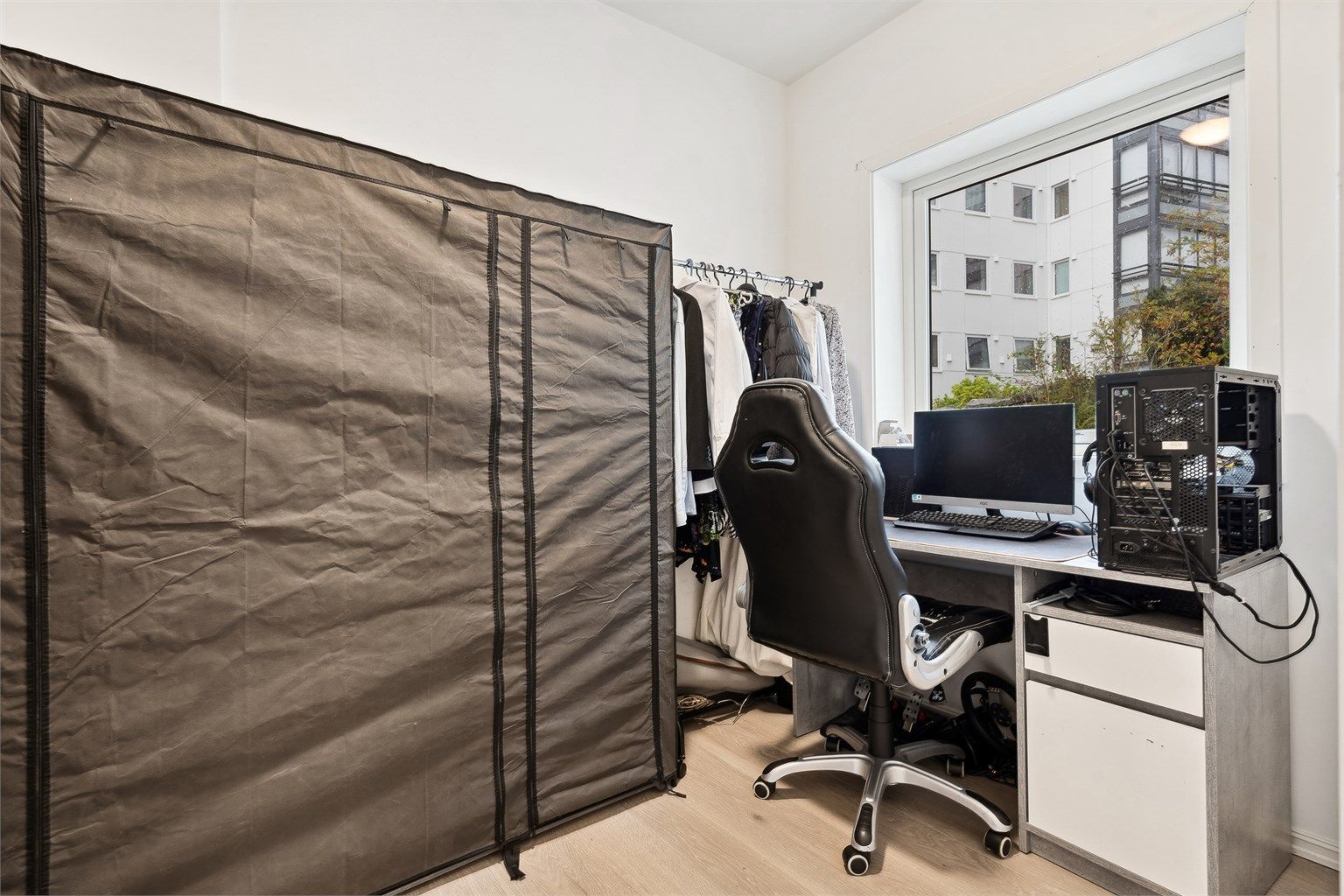 Kontor 1. etasje