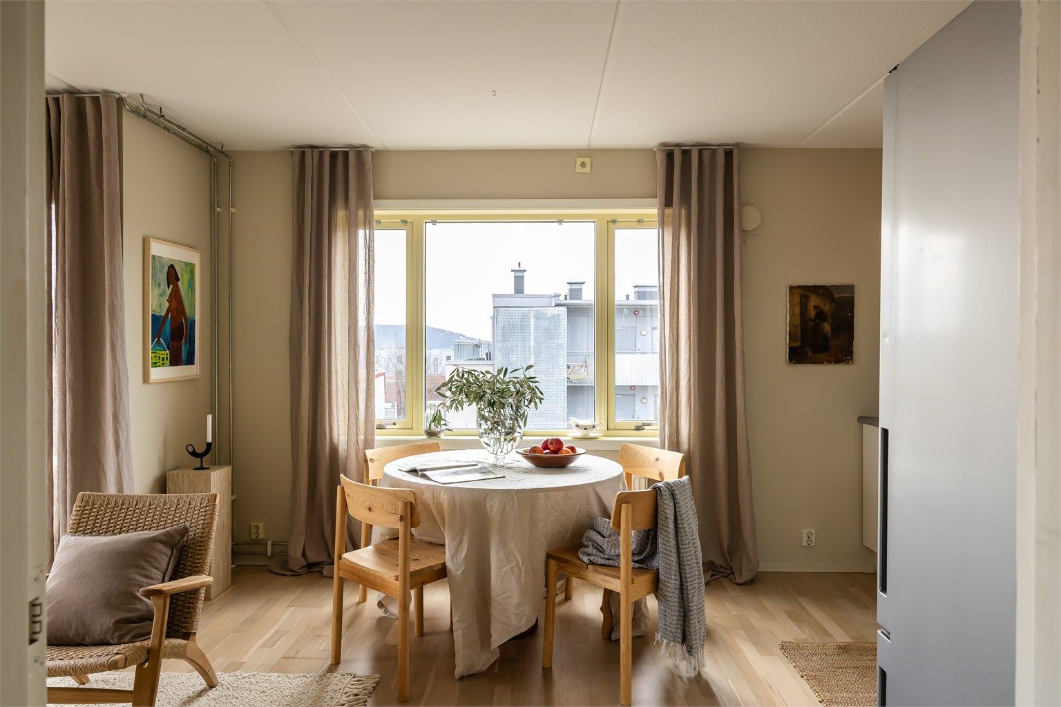 I og med at leiligheten ligger i toppetasjen er det begrenset innsyn