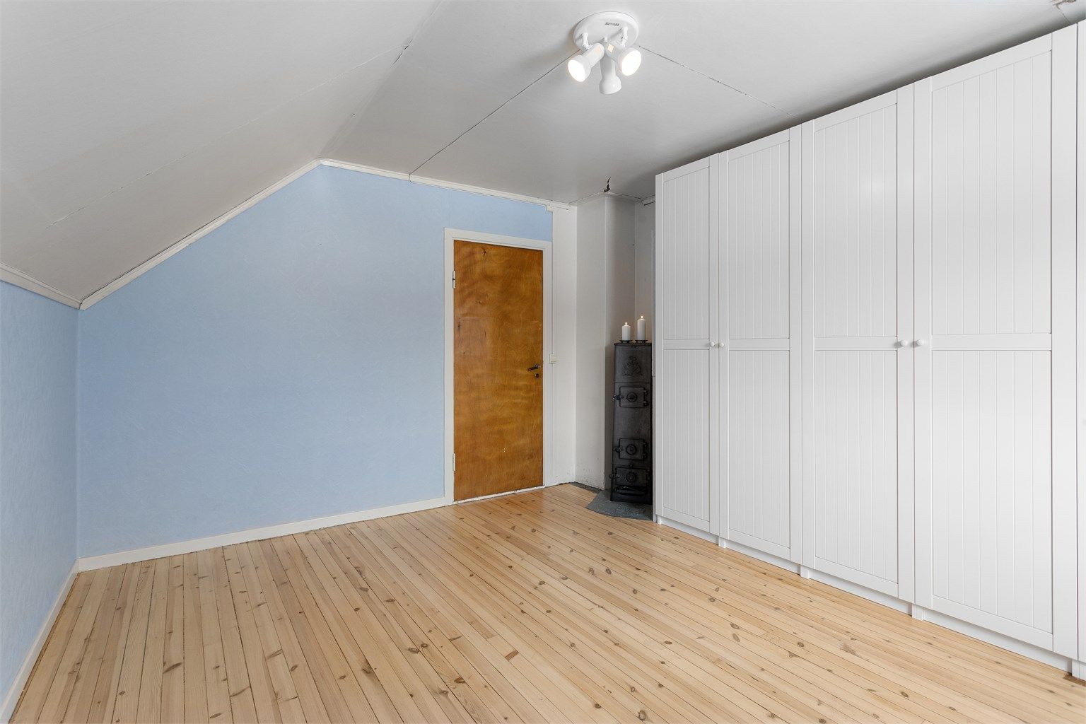 Vedovn på soverom i hybelen