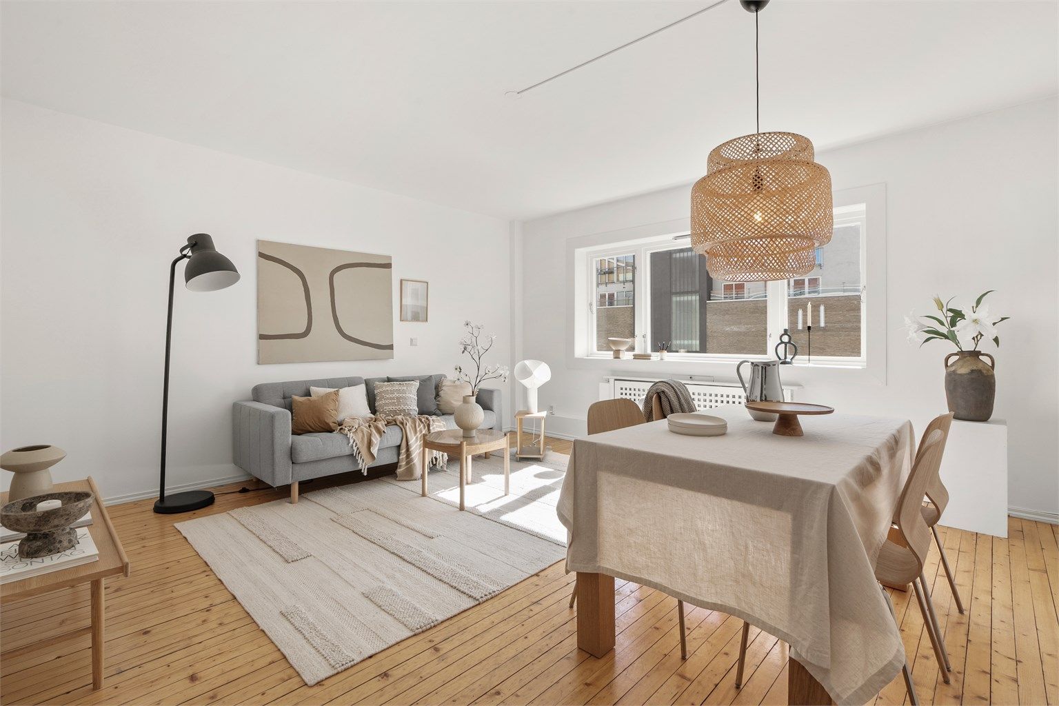 Velkommen til Uelands gate 57C presentert av Marius Dyngeland Iversen! 