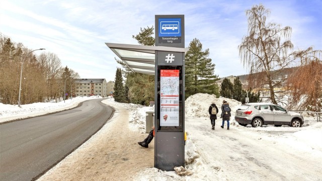 Kort vei til kollektivt med 31 bussen som går hele døgnet, hele uken samt 25- bussen og 26-bussen