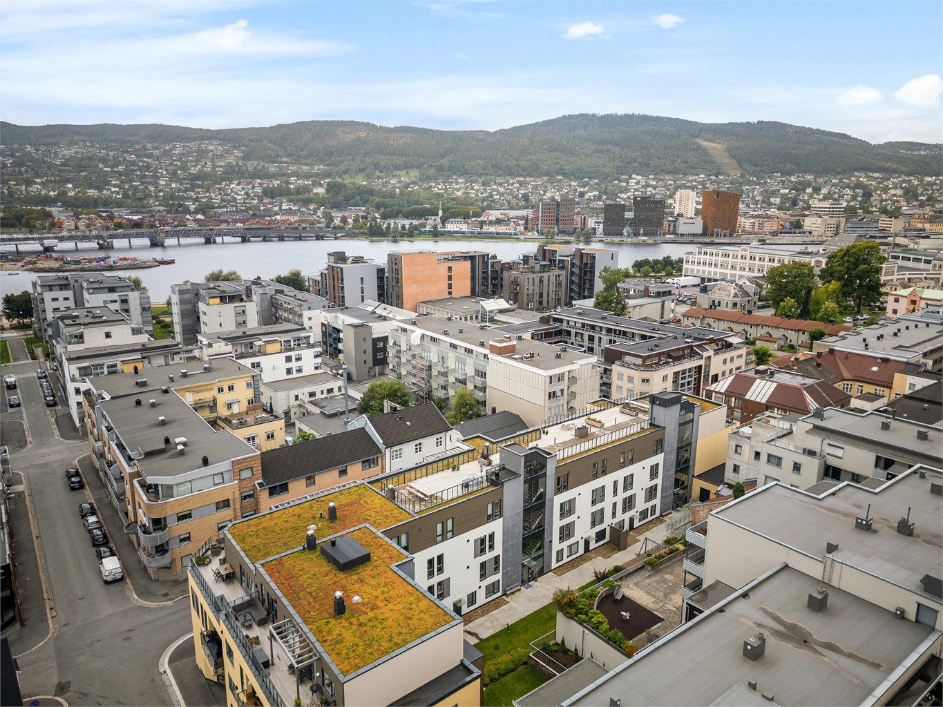 Sentralt med kort vei til det meste - likevel tilbaketrukket i rolig gate. Foto: Ole Thorgeir Solheim Thoresen