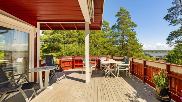 Vikerveien 108A blir presentert av Jørgen Sande Johansen i Krogsveen.