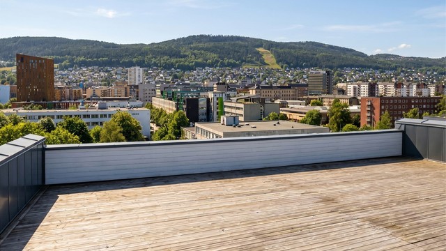 Bygget har en stor, felles takterrasse som er tilgjengelig for alle beboerne.