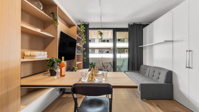 Leiligheten er smart innredet, med mange praktiske løsninger. Det er gulvvarme i hele leiligheten. Foto: Trond Reder