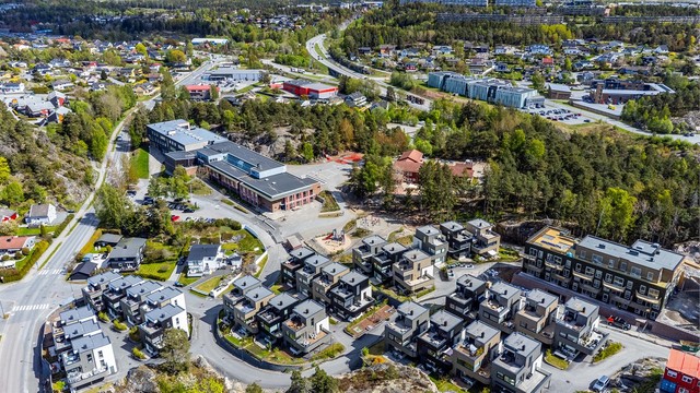 Få minutter i bil til E6