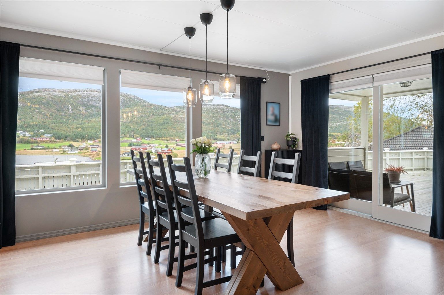 Flott utsikt fra spisestua!