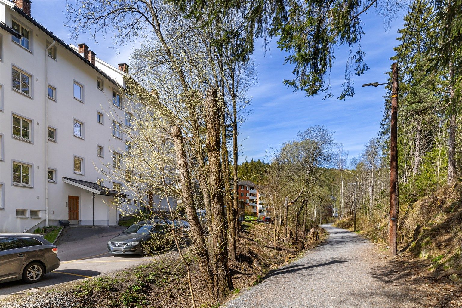 Lysløypene starter, bokstavelig talt rett utenfor oppgangen