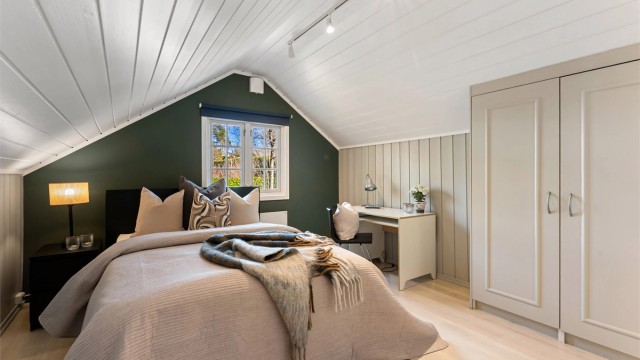 Soverom 4 med integrerte garderobeløsninger