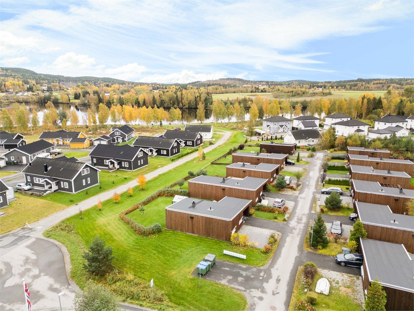 Snekkervegen har en god beliggenhet på feltet i blindvei uten gjennomgangstrafikk.