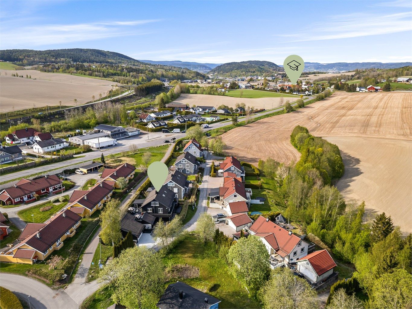 Eiendommen ligger i et barnevennlig og rolig boligfelt i Skoger, med gangavstand til barneskole og flotte turmuligheter.
Foto: Stine Prøitz Jørgensen