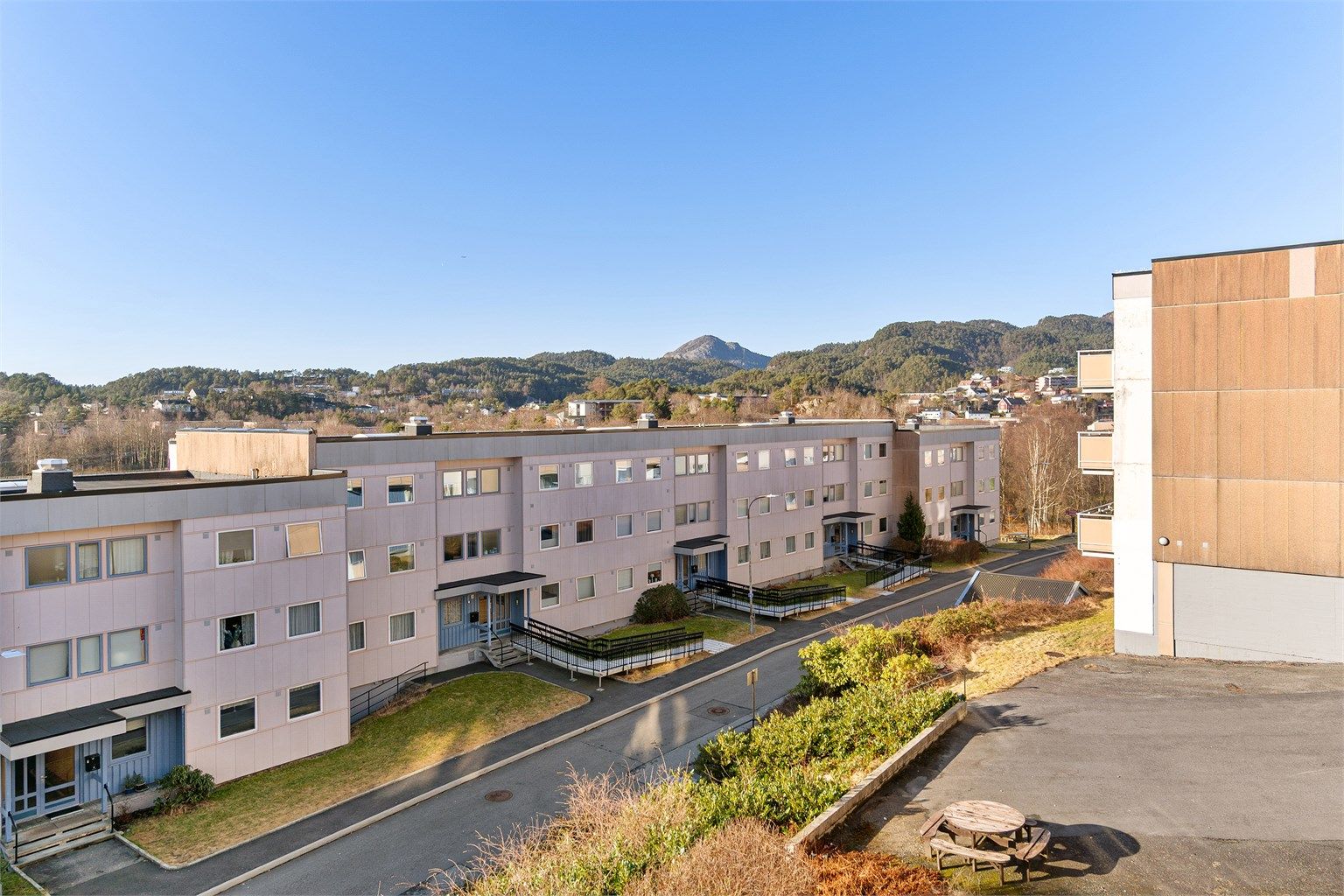 - Utsikt fra egen balkong -