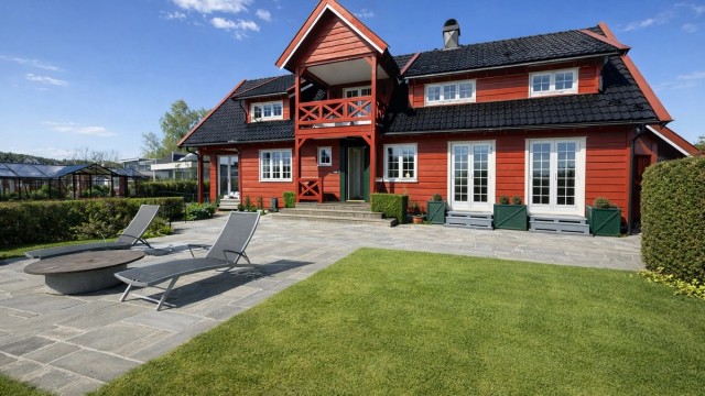 Velkommen til Tømtebakken 3, presentert av Daglig leder & eiendomsmegler Mats Lund - Krogsveen Bærum