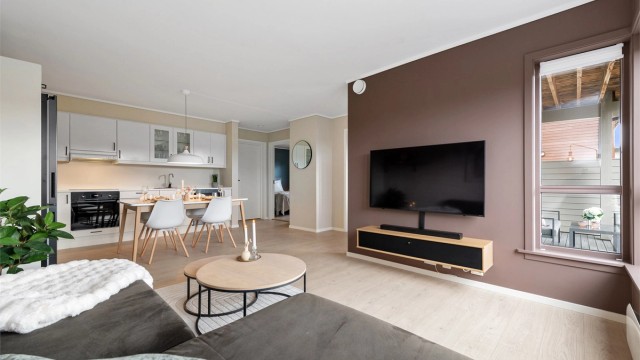 Leiligheten er utstyrt med et balansert ventilasjonsanlegg som sikrer et sunt inneklima.