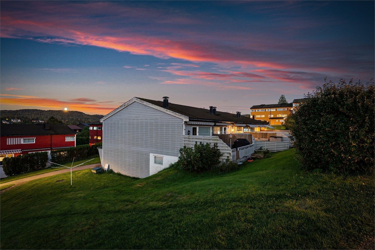 Sommerbilde av området