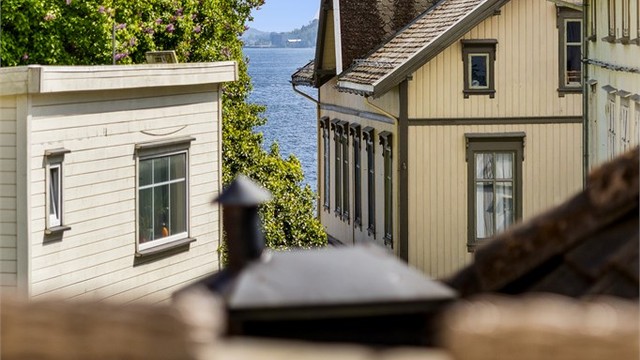 Sjøutsikt fra takterrassen.