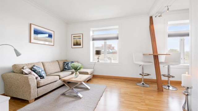 Arealeffektiv leilighet i 4. etasje med god takhøyde på ca. 2,69 meter.