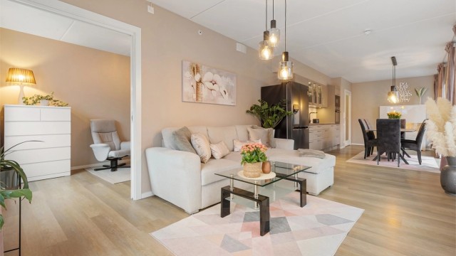 Velkommen til Kilenveien 7 på Lysaker/Fornebu - Presentert av eiendomsmegler/partner Ola Wee Ahlstrand v/Krogsveen Bærum. Foto: Zovenfra AS