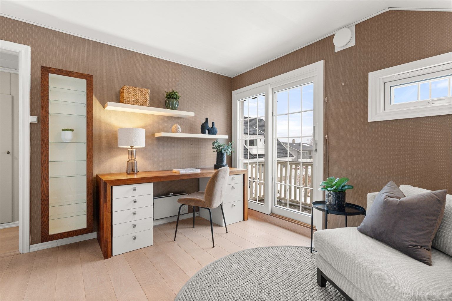 Utgang til sydvendt balkong