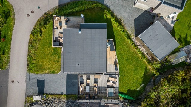 Eiendommen ligger fint til i et nyetablert og populært boligområde på Findal.