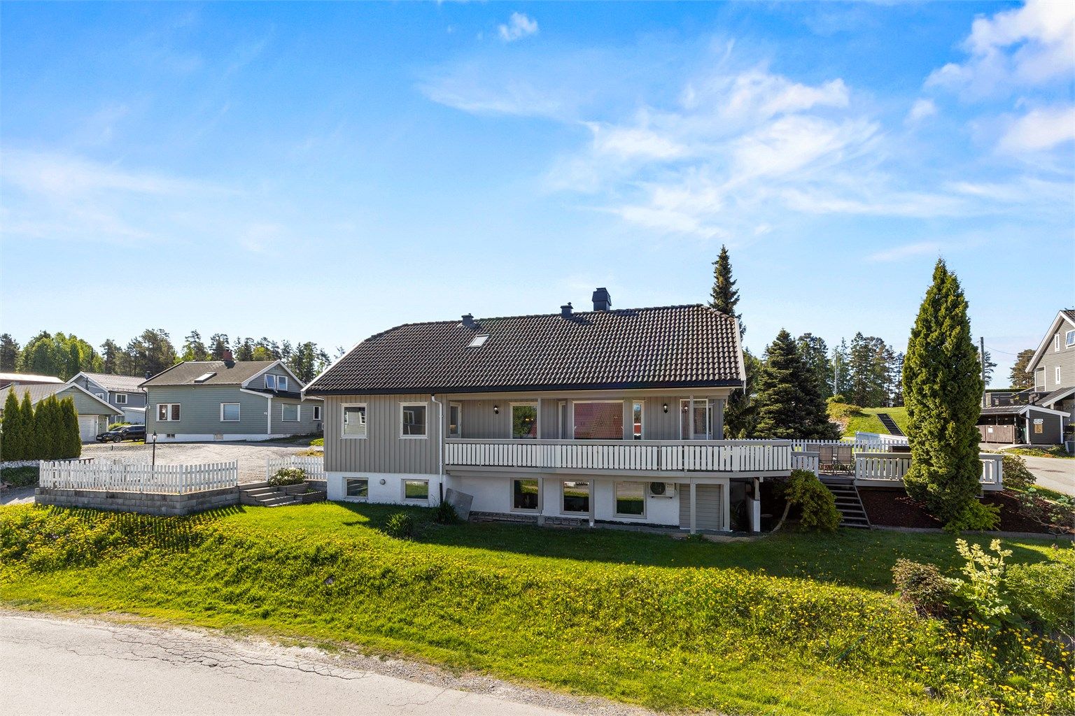 Solrik og god beliggenhet