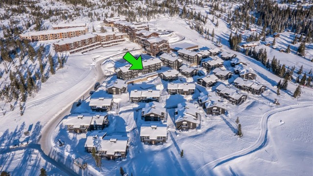 Nydelig hjørneplassering i hus X - 2. etg. - Trappefri adkomst - Solrikt - Utsikt