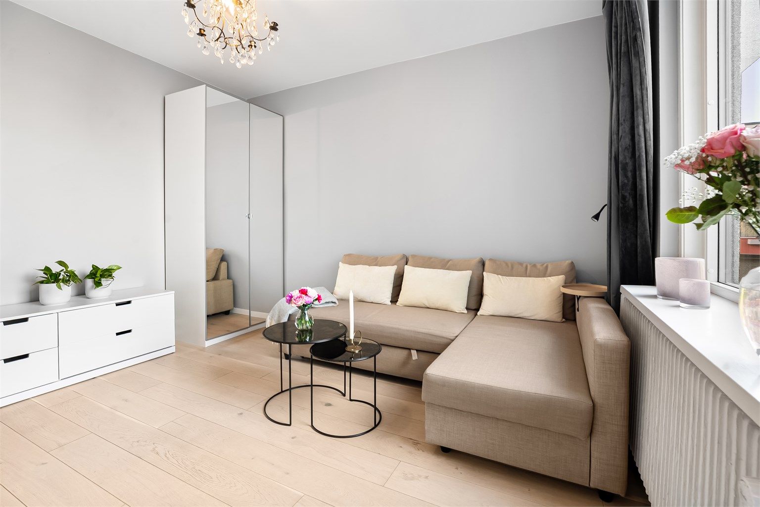 Her er det god plass til ønsket møblement. 