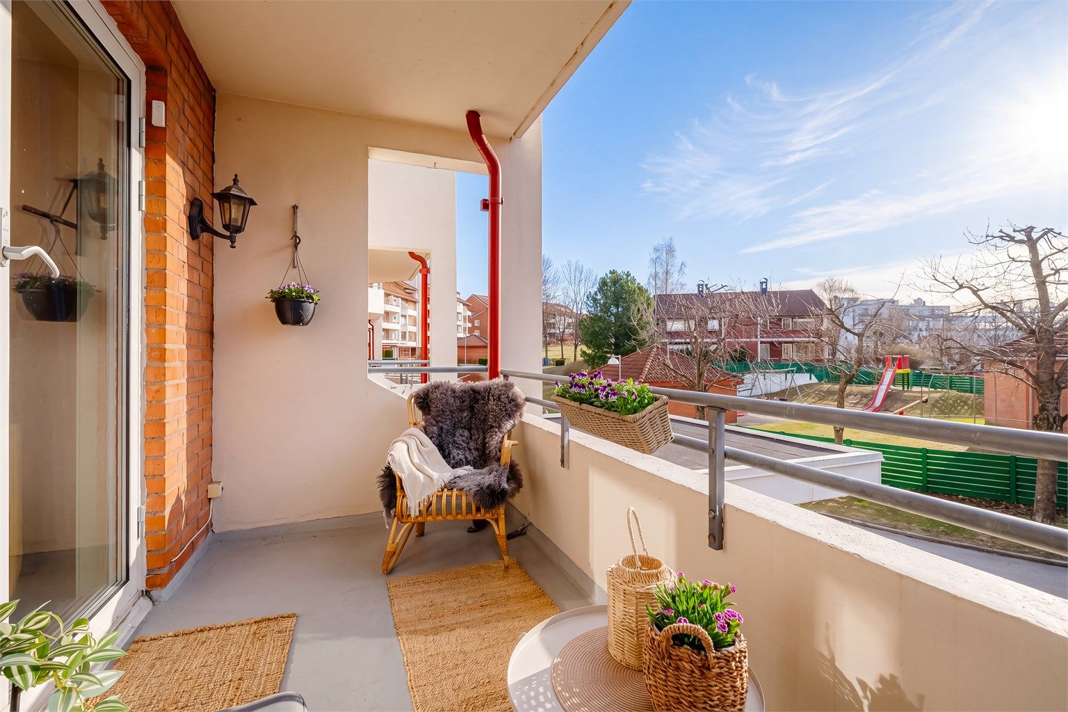 Dette er en stilren og delikat 4-roms andelsleilighet med moderne standard. Foto: Chris Borowiak.